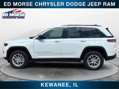 Bright White Clearcoat 2026 Jeep Grand Cherokee Laredo X
