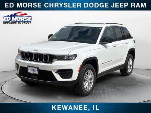 Bright White Clearcoat 2026 Jeep Grand Cherokee Laredo X