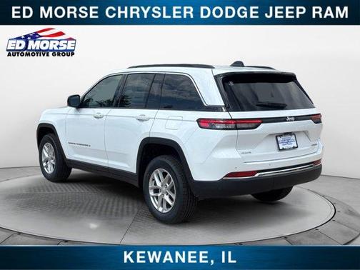 Bright White Clearcoat 2026 Jeep Grand Cherokee Laredo X