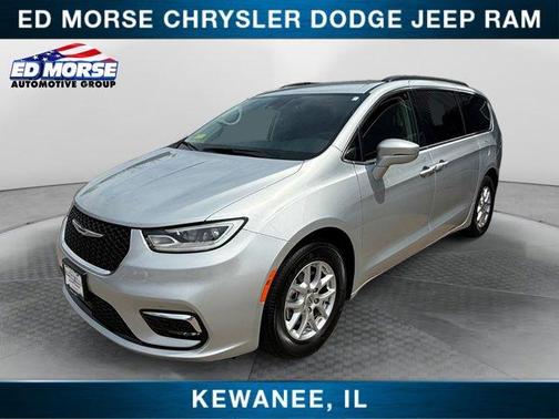 2022 Chrysler Pacifica Touring-L