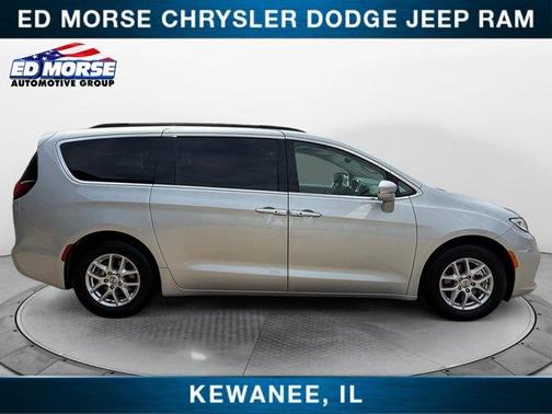 2022 Chrysler Pacifica Touring-L
