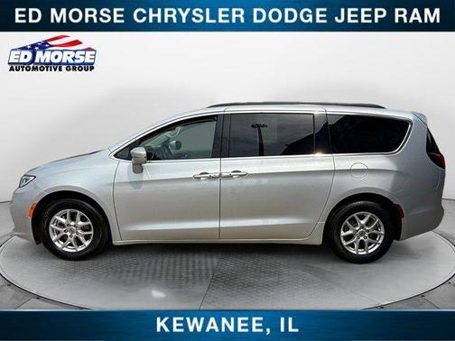 2022 Chrysler Pacifica Touring-L