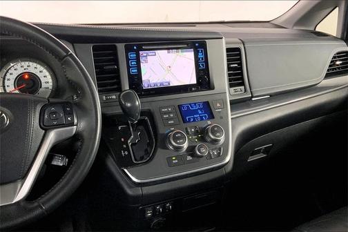 2017 Toyota Sienna SE