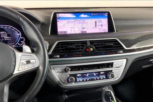 2021 BMW 745e xDrive