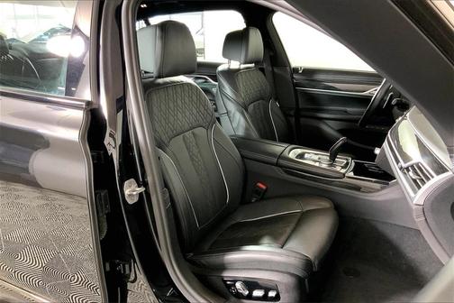 2021 BMW 745e xDrive
