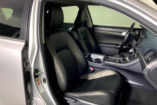 2013 Lexus CT 200h Base