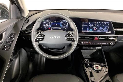 Aurora Black 2025 Kia Niro EV Wind