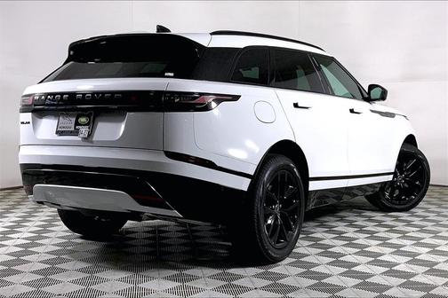 2026 Land Rover Range Rover Velar P250 Dynamic SE