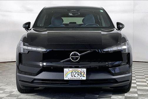 Onyx Black Metallic 2025 Volvo EX30 Twin Motor Ultra