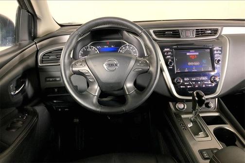 2022 Nissan Murano SV