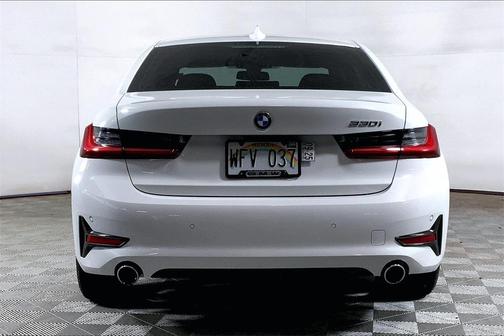 2021 BMW 330 i