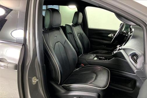 2021 Chrysler Pacifica Hybrid Limited