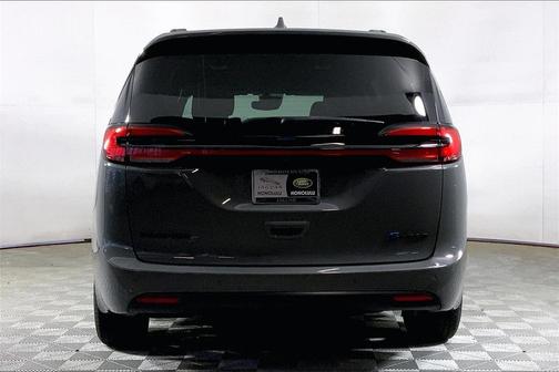 2021 Chrysler Pacifica Hybrid Limited