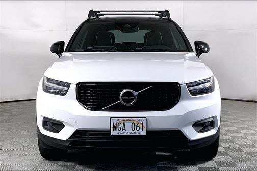 2021 Volvo XC40 T5 R-Design