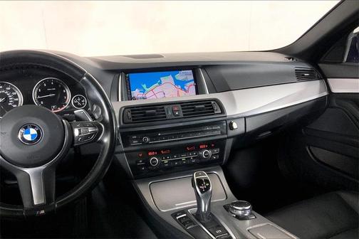 2016 BMW 528 i