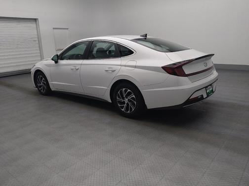 2021 Hyundai SONATA Hybrid Base