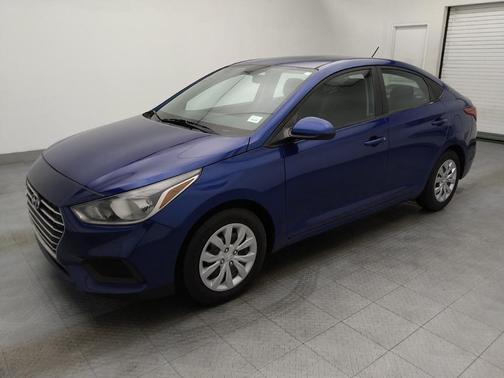 2019 Hyundai Accent SE
