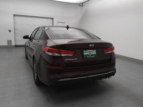 Sangria 2020 Kia Optima LX