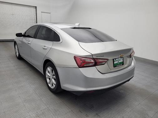 Silver Ice Metallic 2021 Chevrolet Malibu FWD LT