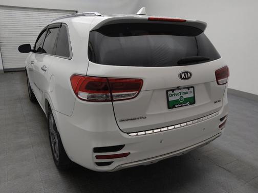 2016 Kia Sorento SX