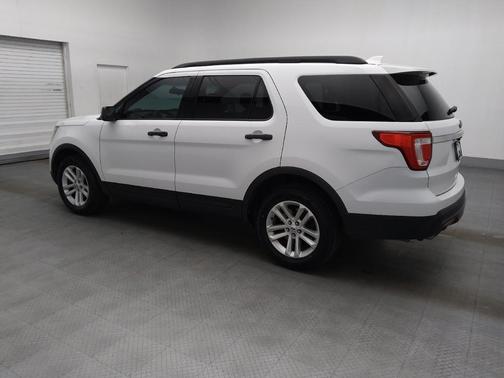 Oxford White 2017 Ford Explorer Base