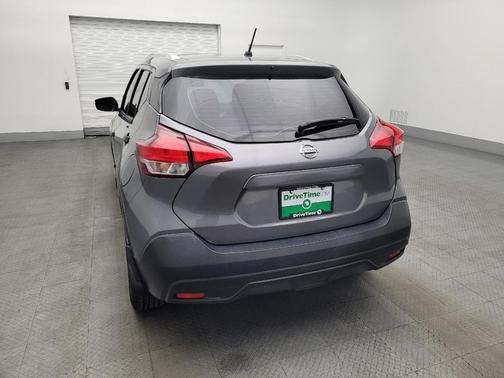 2018 Nissan Kicks S