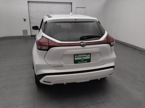 Fresh Powder 2023 Nissan Kicks S