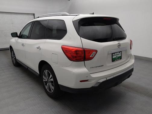 2018 Nissan Pathfinder SV