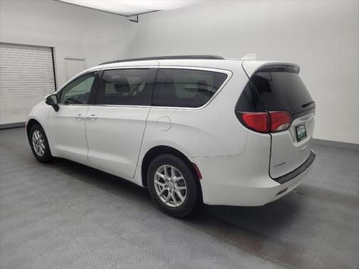 2020 Chrysler Voyager LXI