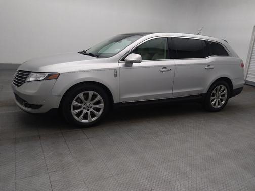 Ingot Silver Metallic 2018 Lincoln MKT Reserve
