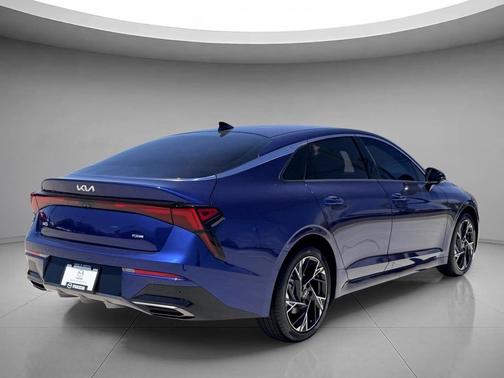 Yacht Blue 2025 Kia K5 GT-Line