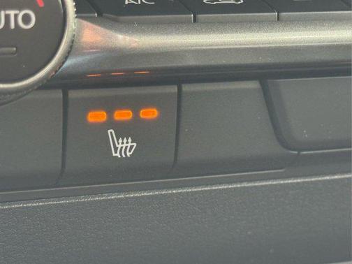 2026 Mazda Mazda3 FWD w/Preferred Package