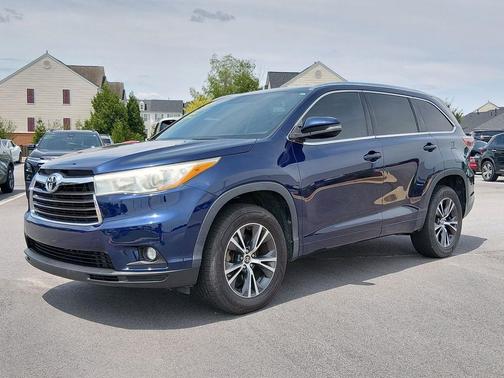 Nautical Blue Metallic 2016 Toyota Highlander XLE