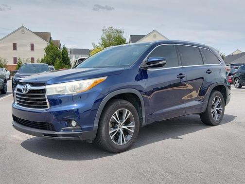 Nautical Blue Metallic 2016 Toyota Highlander XLE
