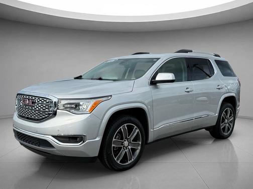 Quicksilver Metallic 2019 GMC Acadia Denali