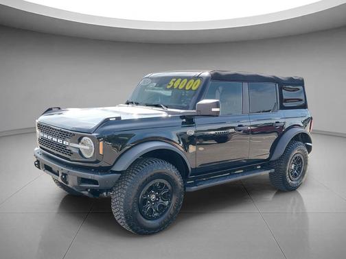 Shadow Black 2024 Ford Bronco Wildtrak