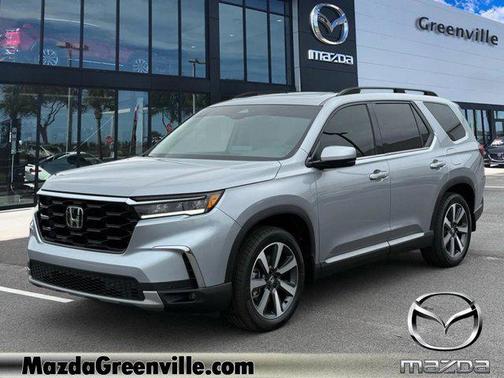 2025 Honda Pilot Touring 8-Passenger