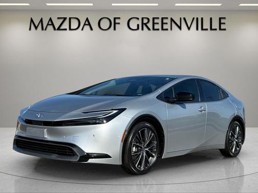 2023 Toyota Prius XLE