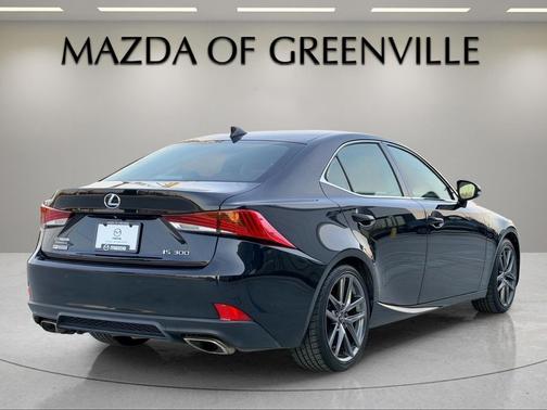 2019 Lexus IS 300 Base