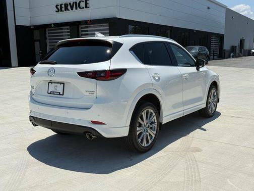 2022 Mazda CX-5 Signature