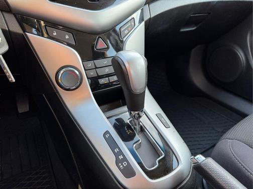 Blue Topaz Metallic 2013 Chevrolet Cruze 1LT