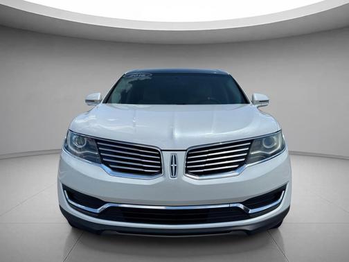 White Platinum Metallic Tri-Coat 2016 Lincoln MKX Reserve