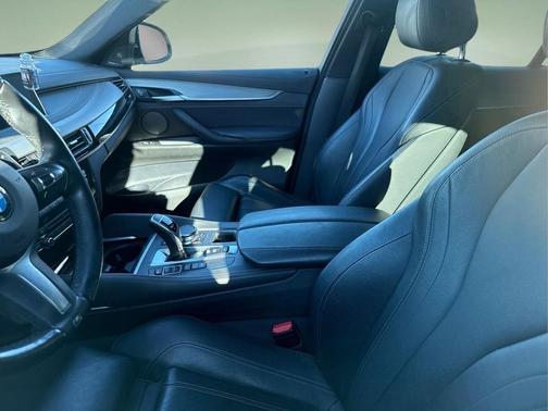 Black Sapphire Metallic 2018 BMW X6 xDrive35i