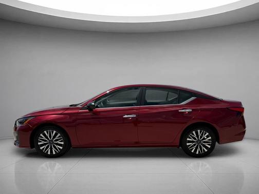 Scarlet Ember 2024 Nissan Altima 2.5 SV