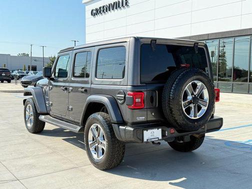 2020 Jeep Wrangler Unlimited Sahara