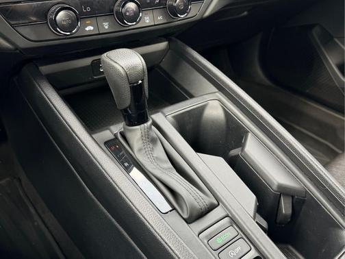 Crystal Black Pearl 2023 Honda Accord LX 1.5T