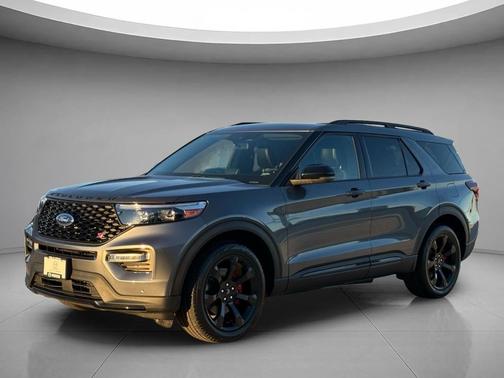Carbonized Gray Metallic 2024 Ford Explorer ST