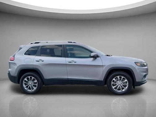 Billet Silver Metallic Clearcoat 2019 Jeep Cherokee Latitude Plus