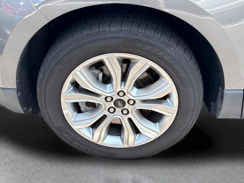 Carbonized Gray 2024 Ford Edge Titanium