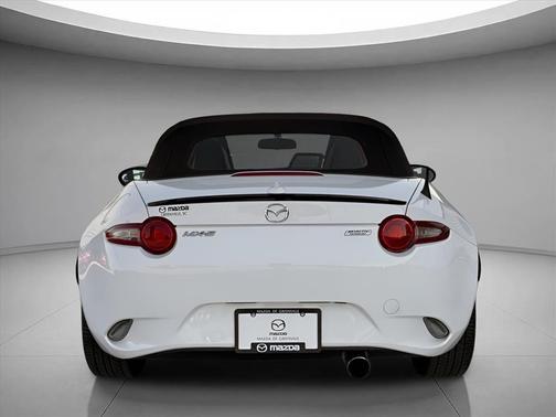 2016 Mazda MX-5 Miata Club